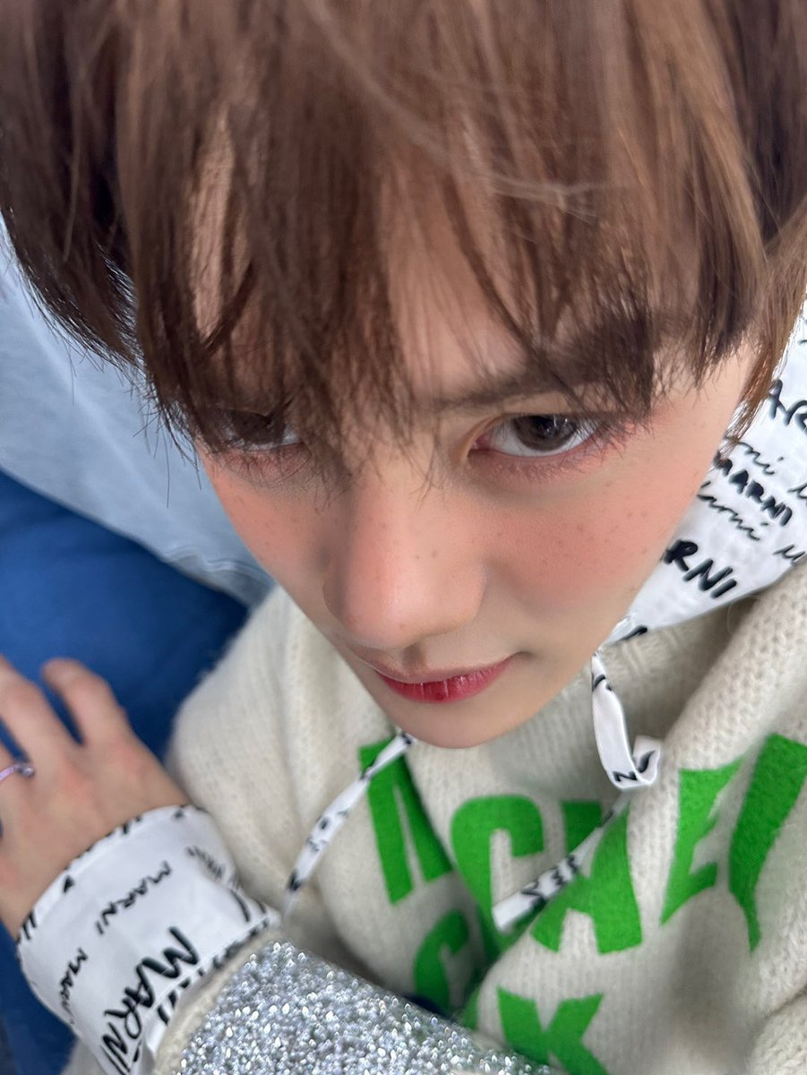 ZB1_official's tweet photo. _💌

우리 제로즈!! 오늘 하루 진짜 고생많았어용 일도 일이고 시험도 시험이었을 텐데 오늘 하루 준비하고 버텨내느라 고생했어용ㅎㅎㅎ너무 대견해용ㅎㅎㅎ 요번주 주말은 진짜 아무 생각도 하지 말고 놀아버려용!ㅎㅎㅎㅎ내일만 버티자!!!파이팅ㅎㅎㅎ!!!🥰🥰

#KIMGYUVIN #김규빈
#ZEROBASEONE #ZB1 #제로베이스원