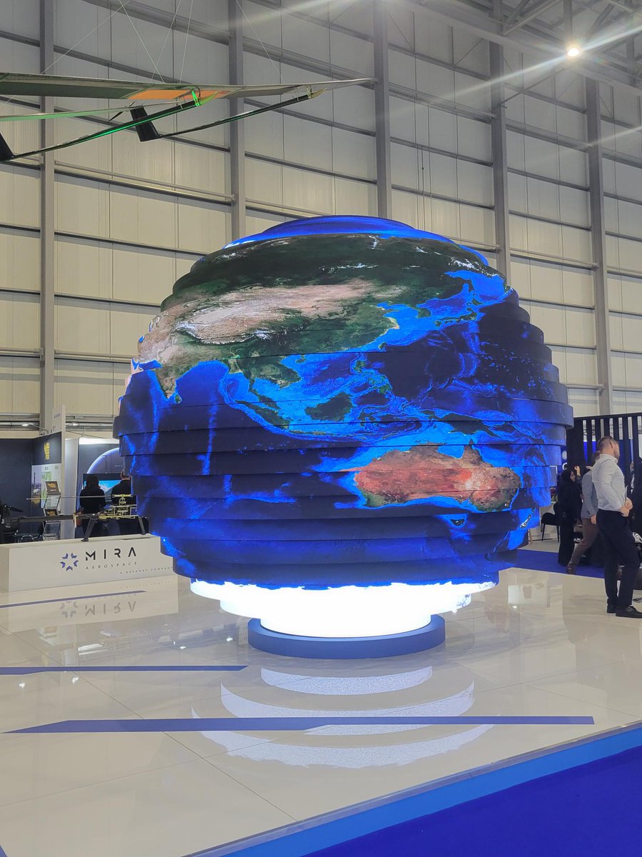 MDS_Global's tweet photo. Behind the scenes at the Dubai Airshow with MDS.

#DubaiAirshow #DubaiAirshow2023 https://t.co/e2tRSA06Ii