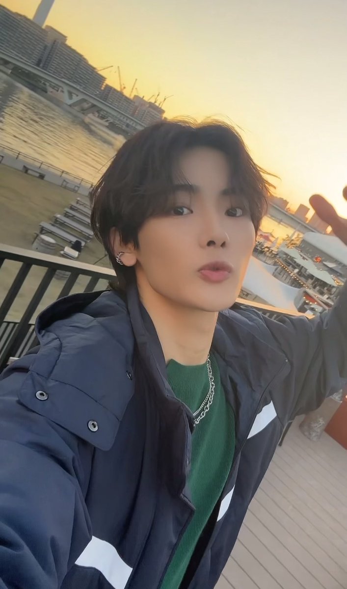 noamusic_japan's tweet photo. 冬が来たよ〜❄️

Check out NOA's video! #TikTok https://t.co/zuEiieKfjn https://t.co/uGQBOUy0RX