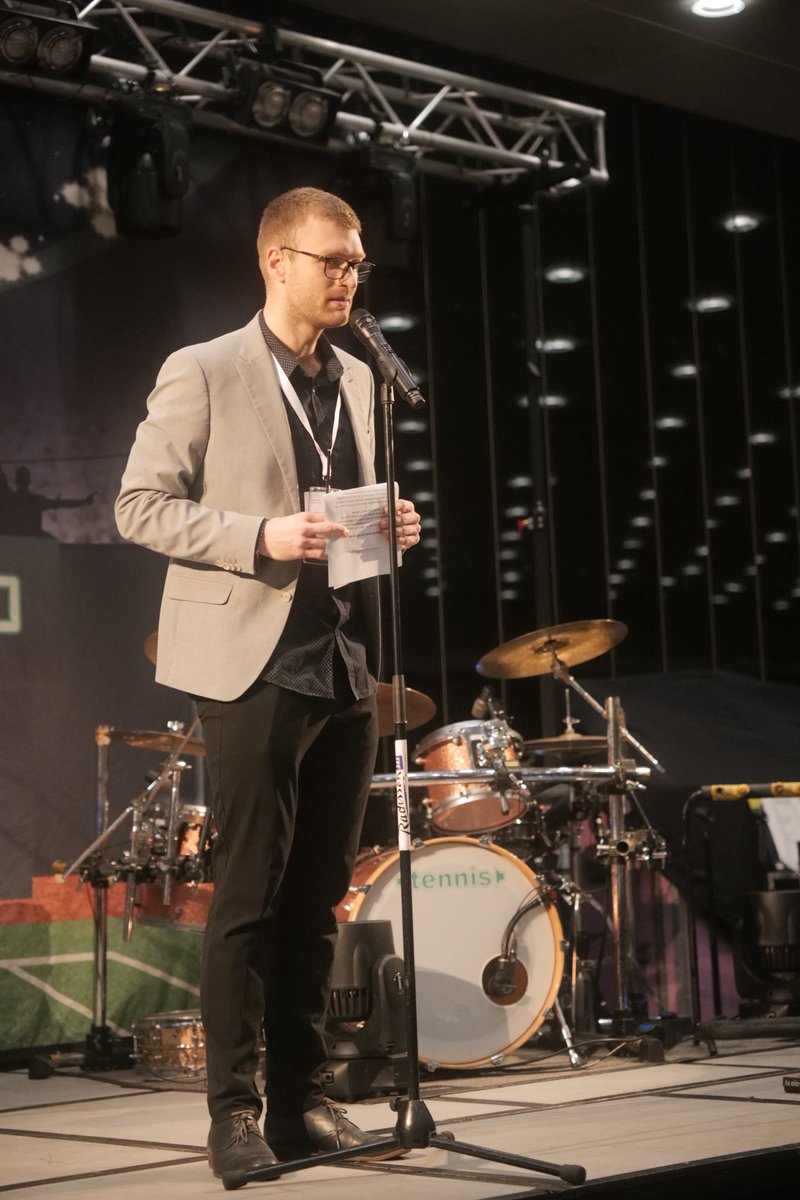 THROWBACK THURSDAY
Did you know, that our amazing toastmaster <a href="/nicomathfys/">Nicolas Mathiesen</a> will be back to guide us through the Galla dinner at #Sportskongres2024 ?
Remember to book your ticket for the party!! 🕺🏼💃
Comment below if you want him to prepare some fun facts or jokes 😉