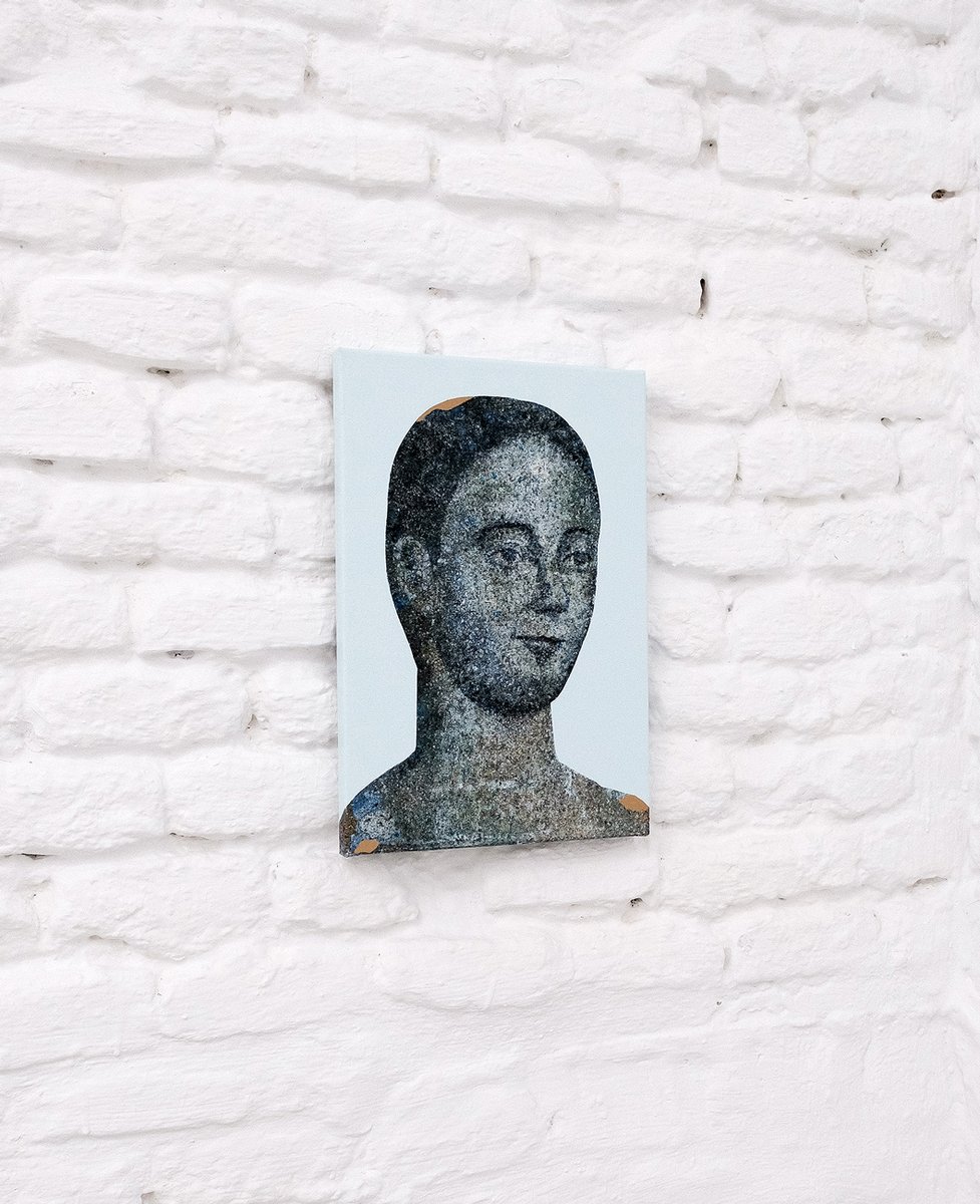 "Me crié en el seno de una típica familia tradicional china en Madrid, y paso toda mi infancia dibujando en una mesa de restaurante rodeado de rollitos de primavera y cerdo agridulce". Son las palabras de l'artista An Wei, nacido en Madrid.