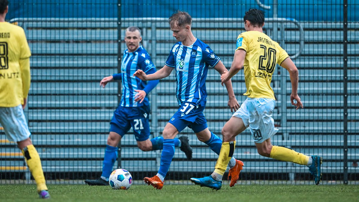 32.|0:0| 𝐊arlsruh' 𝐁ildet 𝐀us Livestream bei KSC DREI60: ksc.de/live Liveticker in der KSC App: s.ksc.de/kscapp #KSCmeineHeimat #KSCSSV