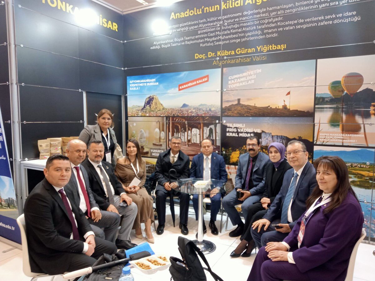 AFYONTSO's tweet photo. ATSO Yönetim Kurulu Başkanı Hüsnü Serteser, ATO Congresium'da düzenlenen, TravelExpo Ankara 6. Uluslararası Turizm ve Seyahat Fuarı’nın açılış törenine katıldı. Serteser, Fuar’da Afyonkarahisar Valiliği tarafından açılan standı da ziyaret etti. @RHisarciklioglu https://t.co/vV1ILOuA1J