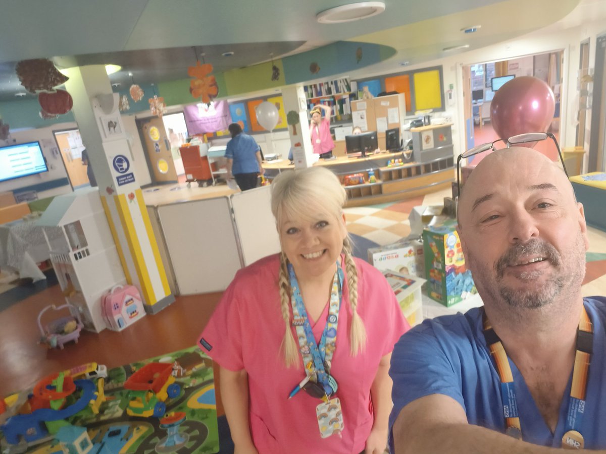 odp_steve's tweet photo. Play specialist open day on Sunflower at RDH https://t.co/MbhiJ44iQ3