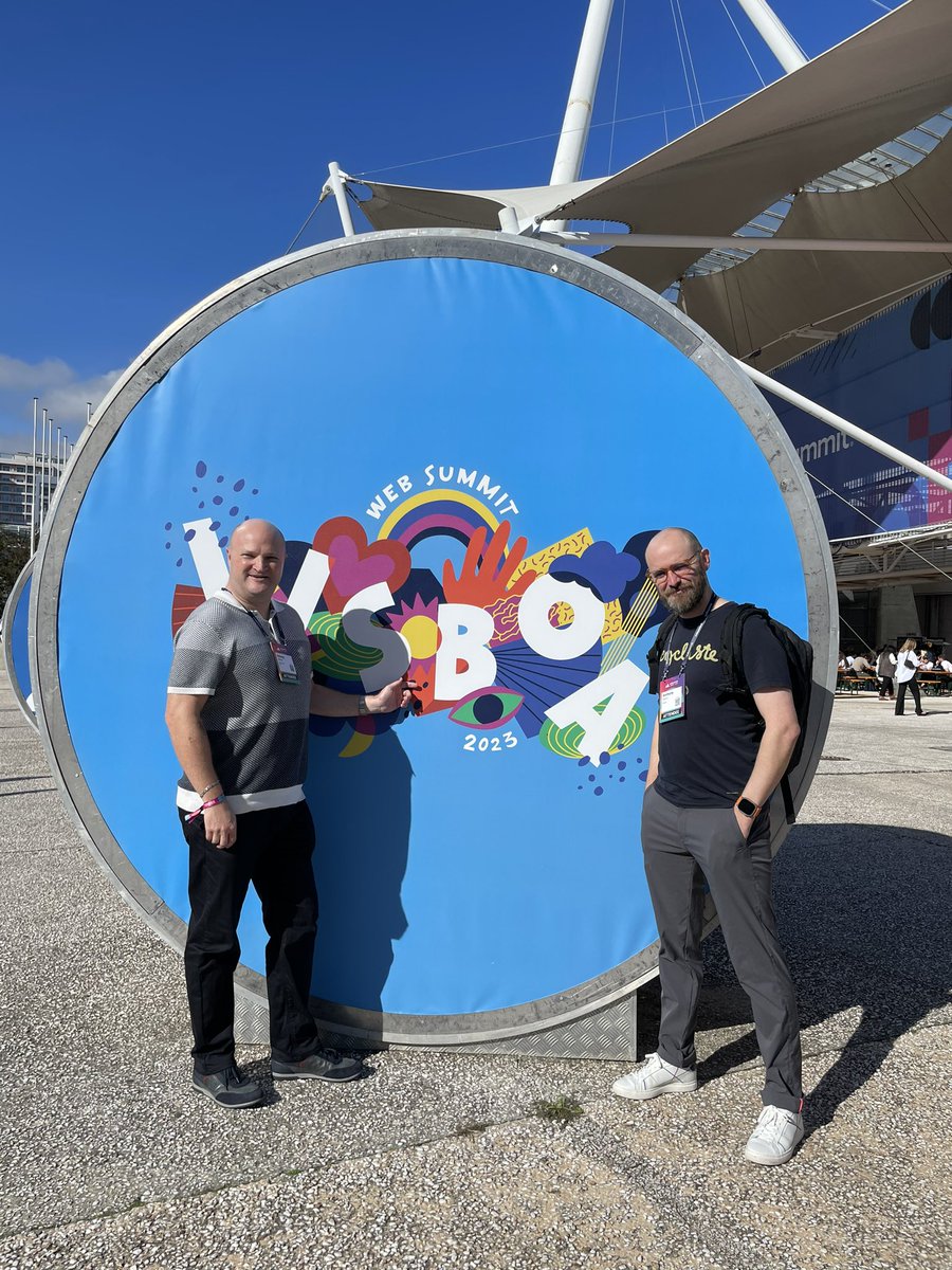 AntonyWelfare's tweet photo. Team #cbdc at #websummit2023 in Lisboa 👌🇵🇹

Great to catch up with @moderndosh in person and see a few new solutions in the CBDC world 🌍 

No where near as big as last year - but still a great way to see new innovation and connect with people 👌 https://t.co/TQmSwOEFVQ