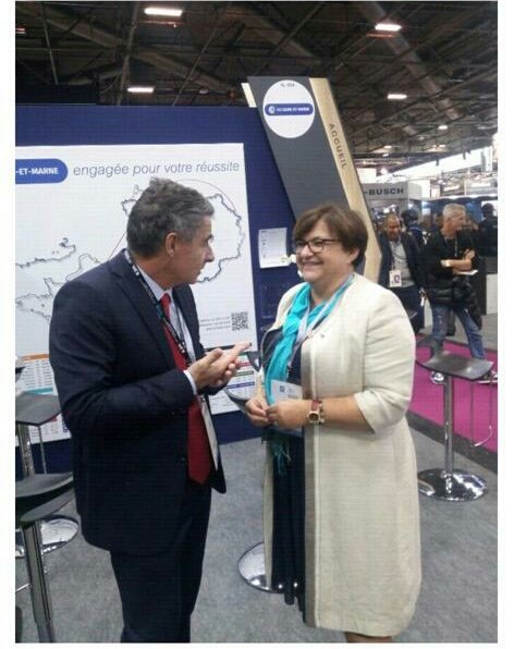 Keys4sea's tweet photo. Keys4sea remercie la @CCI_Paris_IdF de nous accueillir à #MilipolParis Stand 5 L095. Ambiance chaleureuse et décontractée pour accueillir les visiteurs &amp; entreprises intéressées par l'innovation maritime. Votre engin nautique intelligent sur mesure, c'est 
https://t.co/XesSCcV9cj https://t.co/kaLesP9Ens
