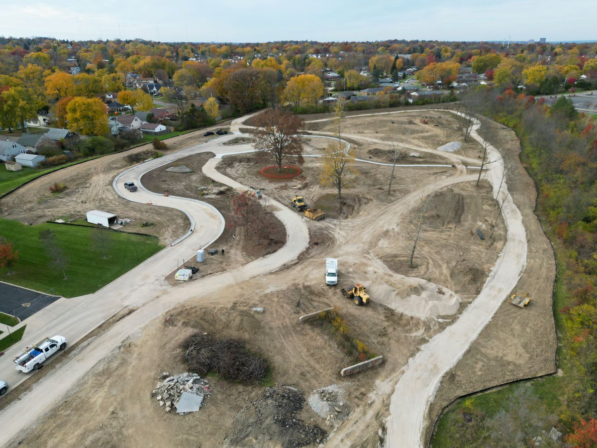 Check out these new images of the progress being made on the construction of Gentile Park! Things are coming along nicely! For more information on Gentile Park, please visit playkettering.org/gentile-park-p…