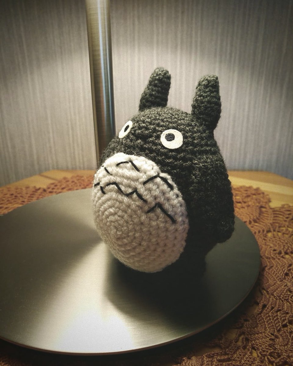 Totoro ✨

#handmade #crochet #amigurumi #handgemacht #häkeln #häkeltiere #totoro #SAvsAUS