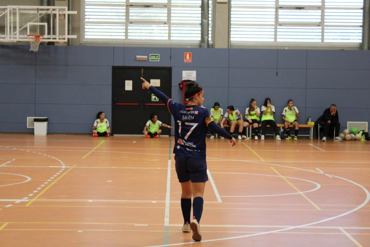 La Grada (@lagradafm) on Twitter photo #1Territorial Protagonista
<a href="/BNebot/">Belén Checa Nebot</a> "A la tercera ira la vencida porque el proyecto del Colo es espectacular"
La capitana del <a href="/ColoColoZaragoz/">Colo Colo Zaragoza</a> nos habla del nuevo proyecto que busca el tan ansiado ascenso de categoría en una categoría muy igualada.
ivoox.com/rf/119611790 #1Territorial Protagonista
<a href="/BNebot/">Belén Checa Nebot</a> "A la tercera ira la vencida porque el proyecto del Colo es espectacular"
La capitana del <a href="/ColoColoZaragoz/">Colo Colo Zaragoza</a> nos habla del nuevo proyecto que busca el tan ansiado ascenso de categoría en una categoría muy igualada.
ivoox.com/rf/119611790