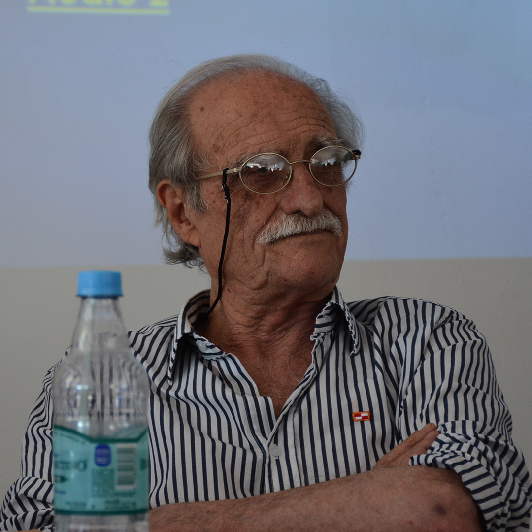 PsicoUNLP's tweet photo. 🎙️ El Dr. José Antonio Castorina, el Dr. Mario Carretero, la Dra. Alicia Barreiro y la Lic. Mariela Helman disertan en el Panel “La formación ciudadana y la participación de niños, niñas y jóvenes a 40 Años de Democracia” con moderación del Dr. Axel Horn en #CIPSI #PsicoUNLP https://t.co/Gq6SxN4lGS