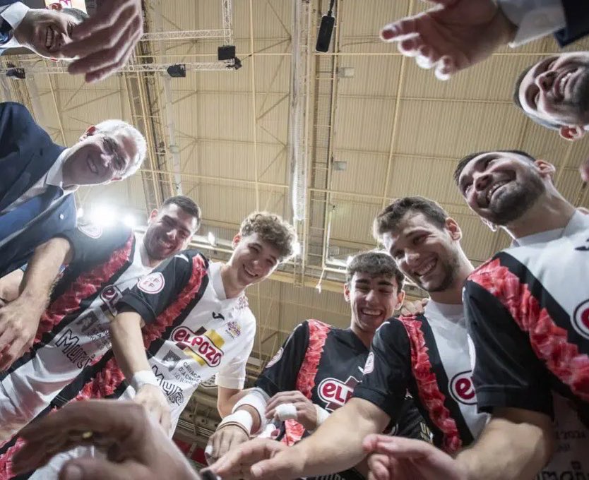 David Alvarez tweet media