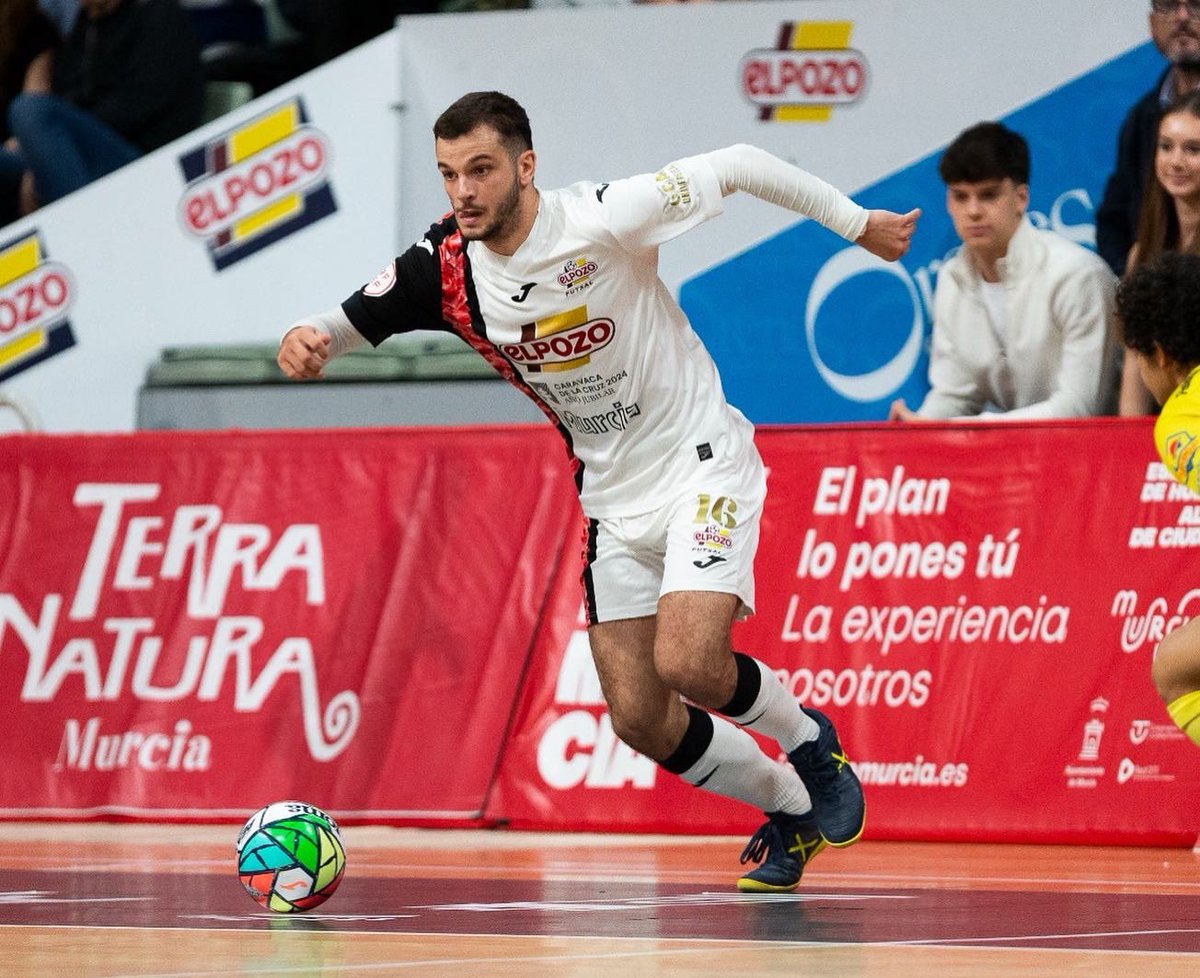 David Alvarez tweet media