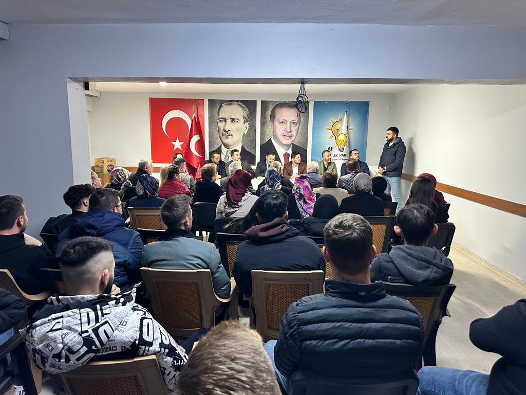 📍 AKPARTİ 
İl Başkanımız Sn.Mustafa ÇAĞLAYAN 
başkanlığında Kilimli teşkilatımızın değerli mensupları ile birlikte istişare toplantımızı gerçekleştirdik.
Toplantımızın hayırlara vesile olmasını temenni ediyorum.

#HepBirlikteHedef2024Seçimleri
#TürkiyeYüzYılıŞehirleri
#25te25