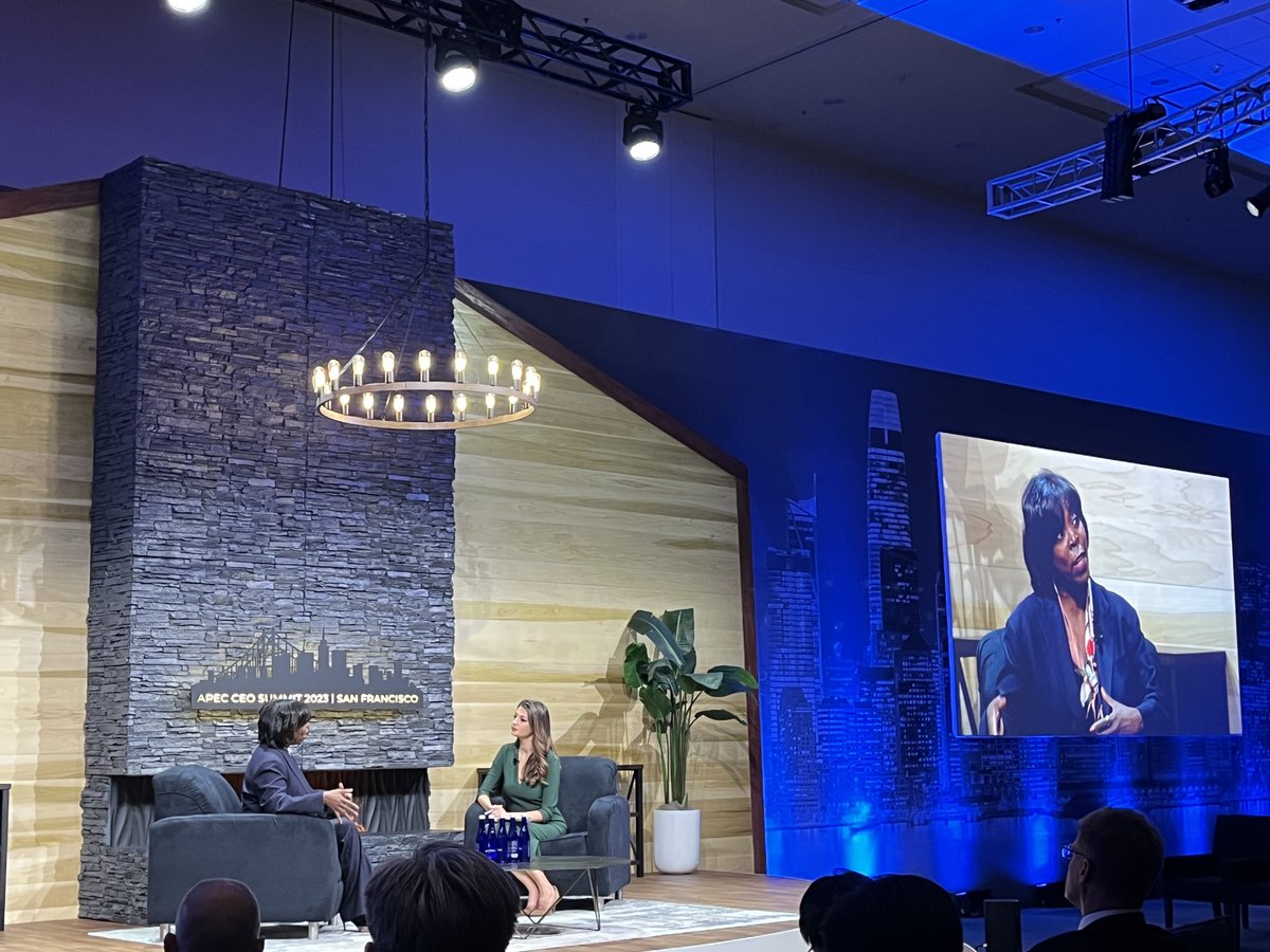 📸"What we need to realize is that the food system is complex, and to fix it, we will need to finance and accelerate a diversity of solutions" - FSF Founder and CEO Ambassador <a href="/Ertharin1/">@ertharin</a> at the <a href="/APECCEOSummitUS/">APEC CEO Summit USA 2023</a> 
#APECCEOSummitUSA #USAPEC2023