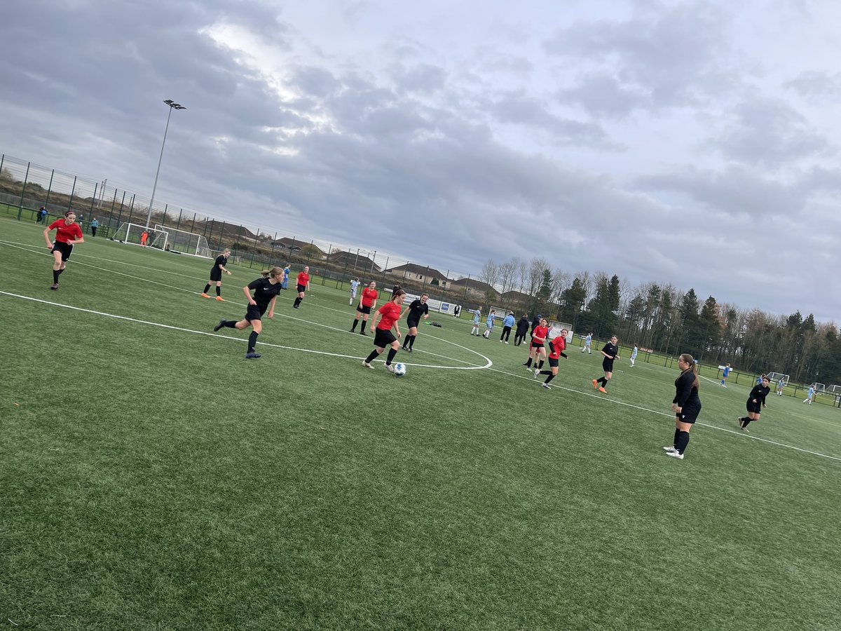 NAActiveSchools's tweet photo. #NAEvents 💛🖤

After a successful afternoon of Football, we have our North Ayrshire Qualifiers for the @SPARScotland 7s Regional round

🥇 @Greenwood_Acad
🥈 @StMatthewsAc
🥉 @ArdAcademy

Thanks to all staff, players and volunteers. Thanks also to refs CP, MW &amp; JB @TeamInspire https://t.co/aART26HJXY