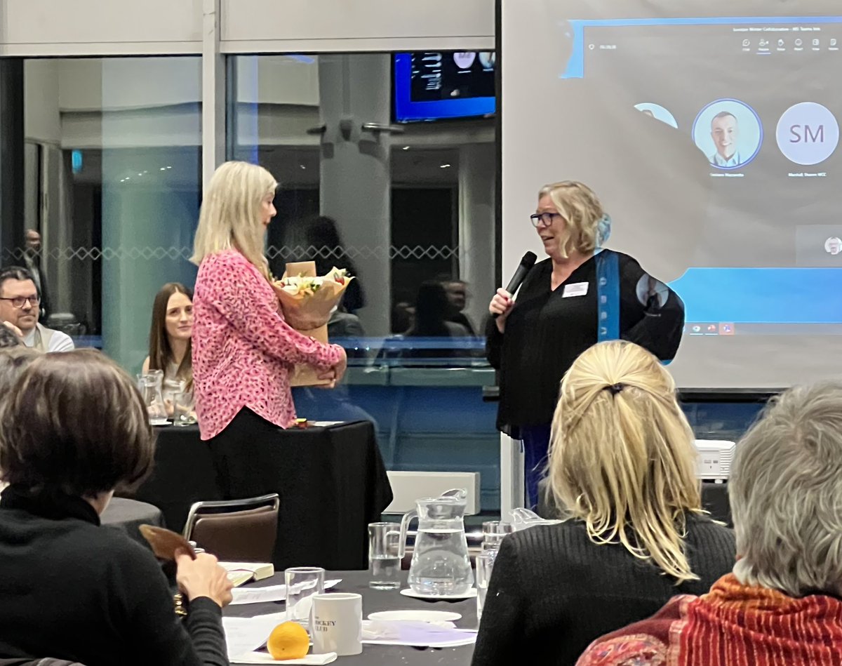 lucy_dames's tweet photo. End of an era! Lead Nurse Louise Davey, from @SoutheastODST says farewell and is presented with a bouquet, at her last ever Regional Collaborative before her retirement! https://t.co/4FxV6nTWV9