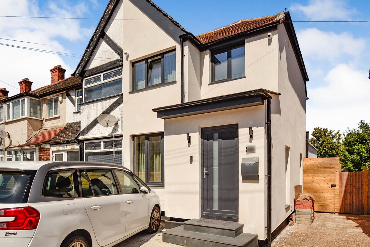 RamseyMooreEA's tweet photo. Stunning 2 Bedroom End Terrace with Outbuilding Offers in excess of £465,000
https://t.co/NYSs8oOMaA https://t.co/J5meKck2S1