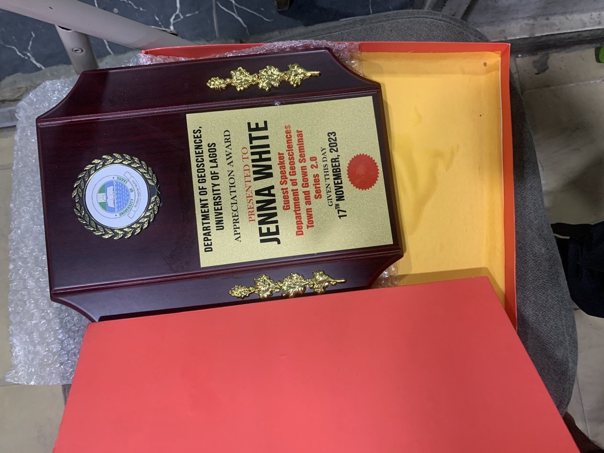 DammieRichie_13's tweet photo. #Awardprint #DR.Richie 

Always Available https://t.co/vs6YgvYMvs
