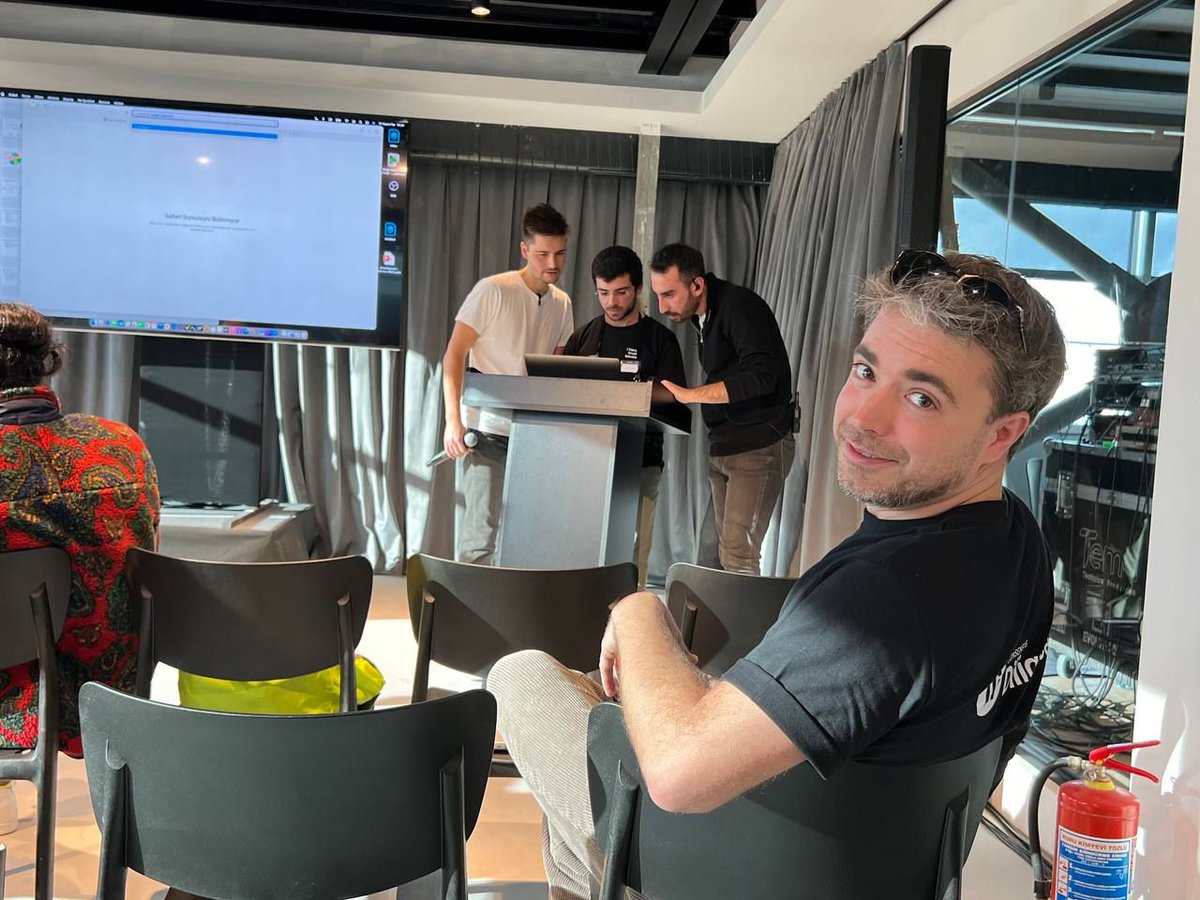 ConsensysAudits's tweet photo. π Our dedicated team is making waves at numerous events in Istanbul! π #ForTheBuildersIST @EFDevConnect https://t.co/4ZKK1thZAX