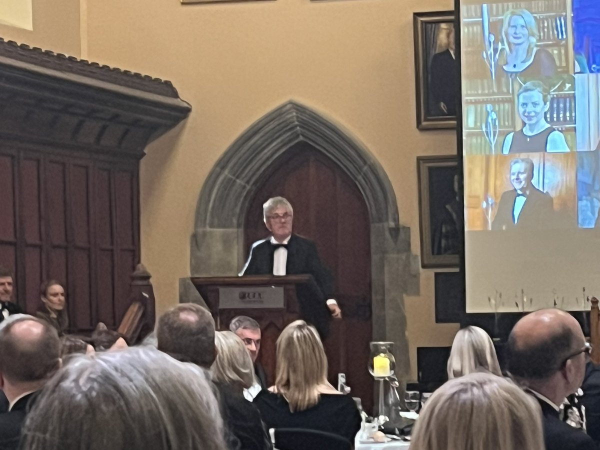 25th @UCC Alumni Awards this evening in the historic Aula Maxima recognising outstanding achievement across community, business, social justice, philanthropy and voluntary service. Congratulations to each of the worthy awardees @johbees