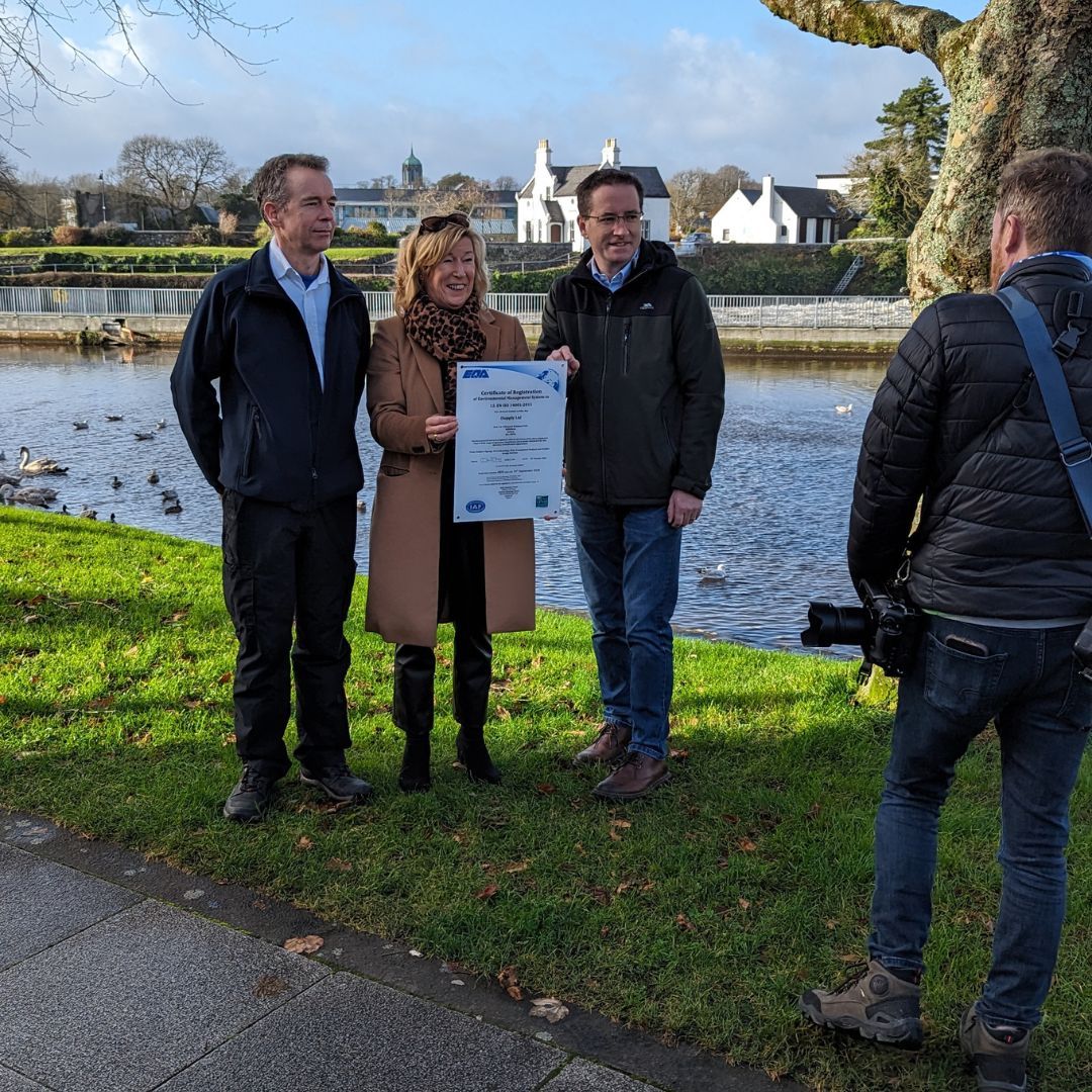 iSupplyGalway's tweet photo. This week, iSupply had the privilege of meeting with the mayor of Galway for a photo shoot.

This meeting was the mayor's way of formally acknowledging iSupply's noteworthy achievement of obtaining the ISO 14001 certification.

For more visit our website.
https://t.co/VJxnxaswCP https://t.co/wScqyCW7fL