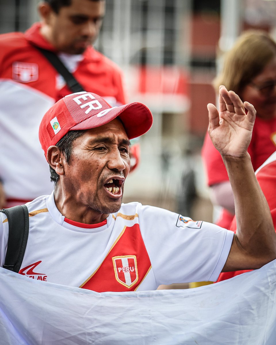 marcelshoot's tweet photo. Los hinchas se hacen presente para el Bolivia vs Perú por Eliminatorias.

#peru #vamosperu #boliviavsperu #marcelshoot https://t.co/H4quyHgvQ4