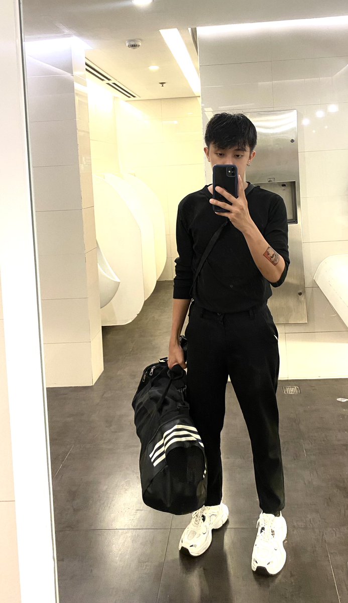 tiijMnl's tweet photo. Bye Ph 😅 https://t.co/0rg3ctxxSS