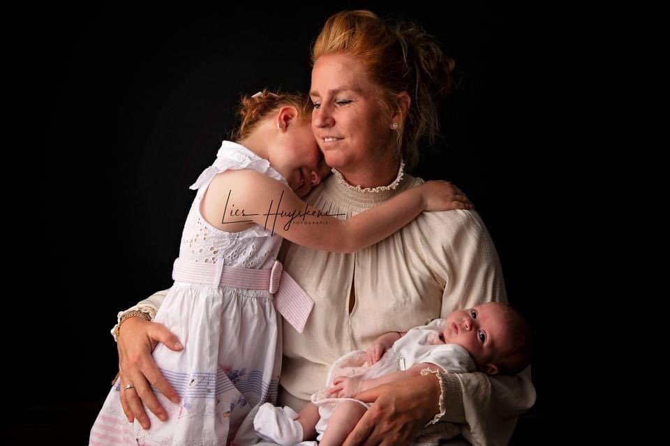 LiesHuyskens's tweet photo. Professioneel newborn fotograaf Zoersel
https://t.co/9SH2QKMyf0
๐ฒ 0474/74.37.75 of
๐จ lies@lieshuyskens.be
#gezinsfotografie #gezinsfotograaf #familiefotografie #gezinsshoot #fotograafzoersel #zoersel #kinderfotograaf #newbornfotografie #newbornfotograaf #newbornshoot #newborn https://t.co/5A3N6TdldN