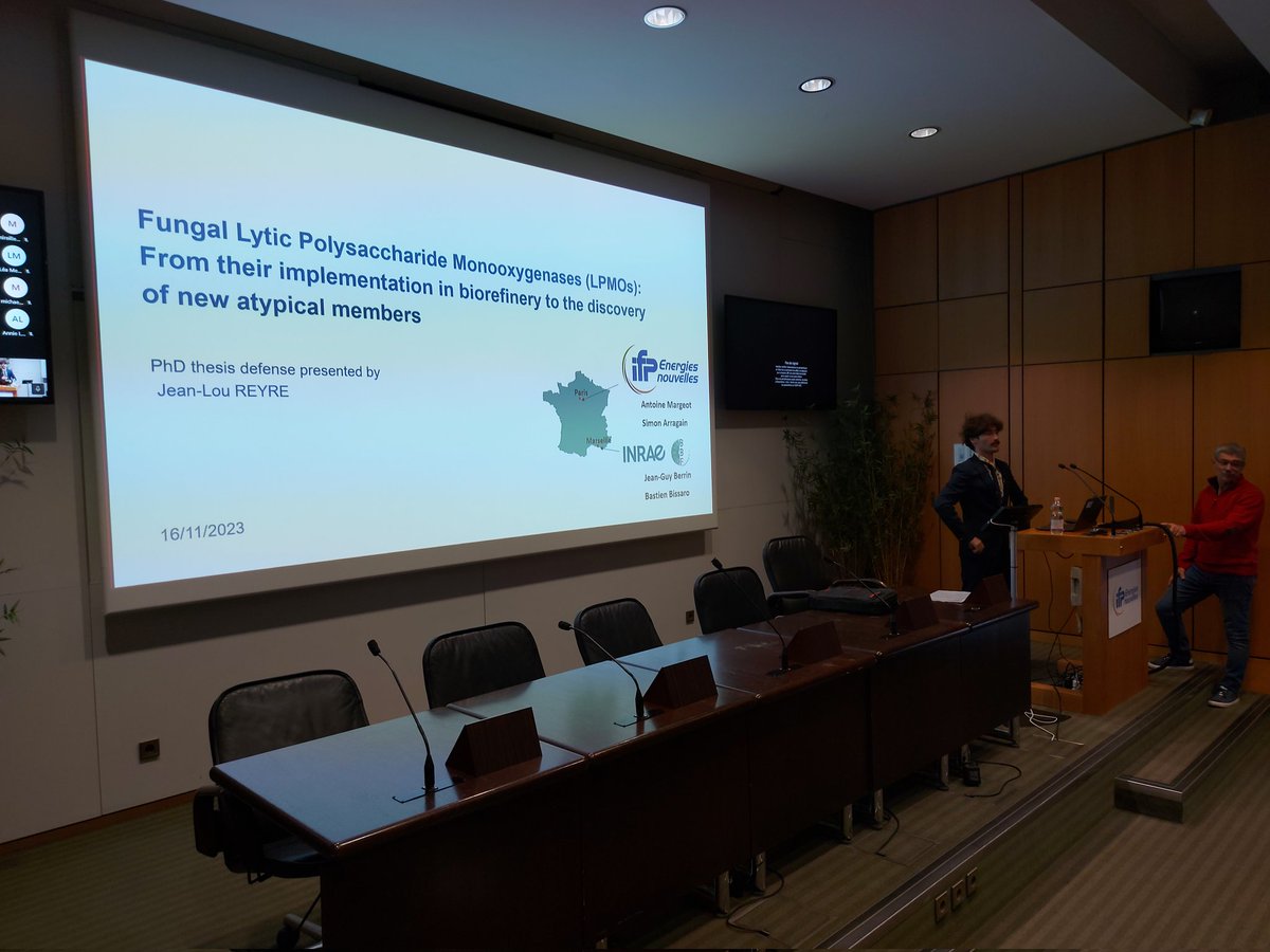 Gabriel PAËS 🇫🇷 🇪🇺 (@drgabrielpaes) on Twitter photo Bravo à Jean-Lou Reyre pour sa soutenance de thèse 🧑🎓sur les #LPMO, plaisir d'avoir présidé son jury international et merci à ses encadrants pour l'invitation et les riches discussions !
<a href="/jgberrin/">Jean-Guy Berrin</a> <a href="/BastienBissaro/">Bastien Bissaro</a> S. Arraguin A. Margeot @IFPENinnovation <a href="/INRAE_France/">INRAE</a> <a href="/BBF_lab/">BBF_Marseille</a> Bravo à Jean-Lou Reyre pour sa soutenance de thèse 🧑🎓sur les #LPMO, plaisir d'avoir présidé son jury international et merci à ses encadrants pour l'invitation et les riches discussions !
<a href="/jgberrin/">Jean-Guy Berrin</a> <a href="/BastienBissaro/">Bastien Bissaro</a> S. Arraguin A. Margeot @IFPENinnovation <a href="/INRAE_France/">INRAE</a> <a href="/BBF_lab/">BBF_Marseille</a>