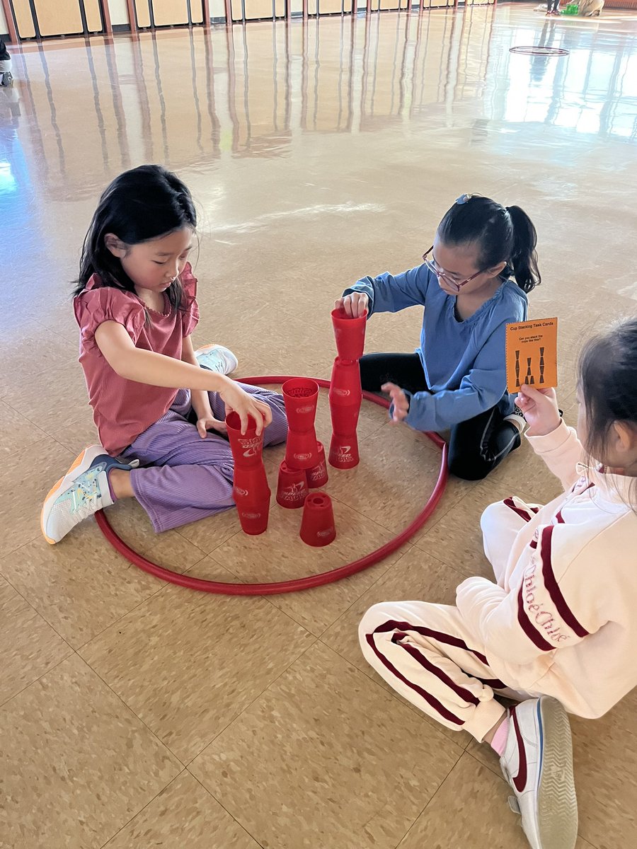 sledge_samantha's tweet photo. Working on our communication skills while also participating in @theWSSA record breaking event this week! Keep on stacking! https://t.co/CA6oCEJoY5