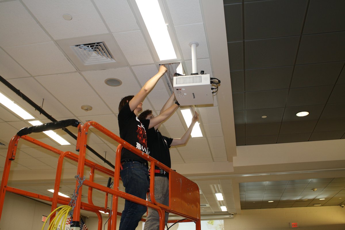 NorthMontco's tweet image. Bright sparks in the Electrical Trades program! Students showcased their skills by transforming traditional lights into modern LED wonders. Innovation in action! #ElectricalTrades #LEDUpgrade