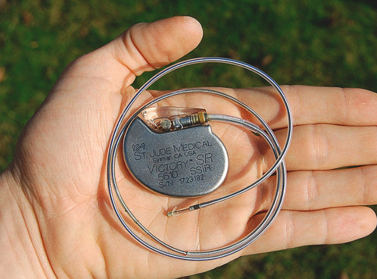 heartbeatvision's tweet photo. What are the benefits of using Heartbeat Vision? It can help you prevent serious complications such as stroke, heart failure, or sudden cardiac death. It can also help you improve your lifestyle and reduce stress. And is not as intrusive as a pacemaker. https://t.co/YZ2oqkQuN2