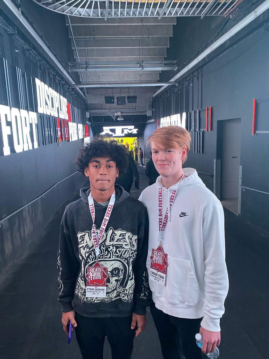 Canon Toon (@canontoon) on Twitter photo Grateful for the opportunity to watch the Aggies win on Saturday and visit their facilities while I look for a place to call home in 2026.
Thank you <a href="/AggieFootball/">Texas A&M Football</a>
<a href="/TAMU/">Texas A&M University</a> <a href="/TA_Recruiting/">TexAgs Recruiting</a> <a href="/TexAgs/">TexAgs</a> <a href="/12thMan/">Texas A&M Athletics</a> <a href="/olinbuchanan/">Olin Buchanan</a>
<a href="/DavidNuno/">David Nuño</a> @DavidBowenTAMU
<a href="/Cade_Draughon/">Cade Draughon</a> <a href="/TaylorTolbert24/">Taylor Tolbert</a> Grateful for the opportunity to watch the Aggies win on Saturday and visit their facilities while I look for a place to call home in 2026.
Thank you <a href="/AggieFootball/">Texas A&M Football</a>
<a href="/TAMU/">Texas A&M University</a> <a href="/TA_Recruiting/">TexAgs Recruiting</a> <a href="/TexAgs/">TexAgs</a> <a href="/12thMan/">Texas A&M Athletics</a> <a href="/olinbuchanan/">Olin Buchanan</a>
<a href="/DavidNuno/">David Nuño</a> @DavidBowenTAMU
<a href="/Cade_Draughon/">Cade Draughon</a> <a href="/TaylorTolbert24/">Taylor Tolbert</a>