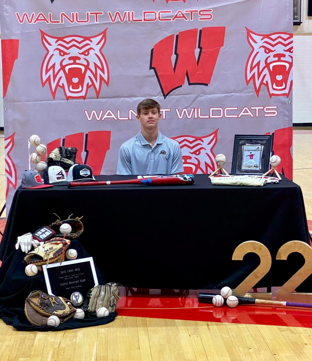 Officially a Tiger!✍️🐯<a href="/NEMCCBASEBALL/">Northeast Baseball</a> <a href="/richharrelson/">Rich Harrelson (BAZOOKA) #OleMissAlum</a> <a href="/willbrand14/">Will Brand</a>
