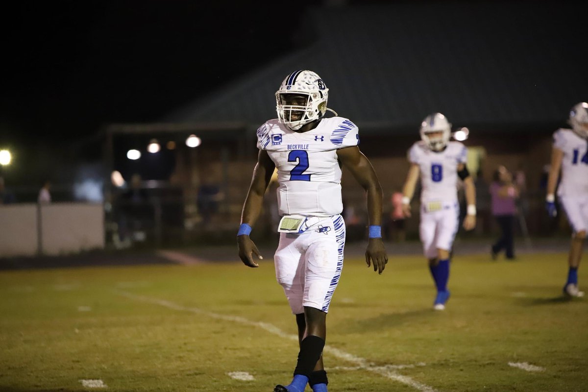 Game Day! Take care of business 💙🏈💙 🏈 US vs EVERYBODY <a href="/WilliamsJkoby/">Jkoby Williams</a> <a href="/Jordenprince13/">Jorden Prince</a>