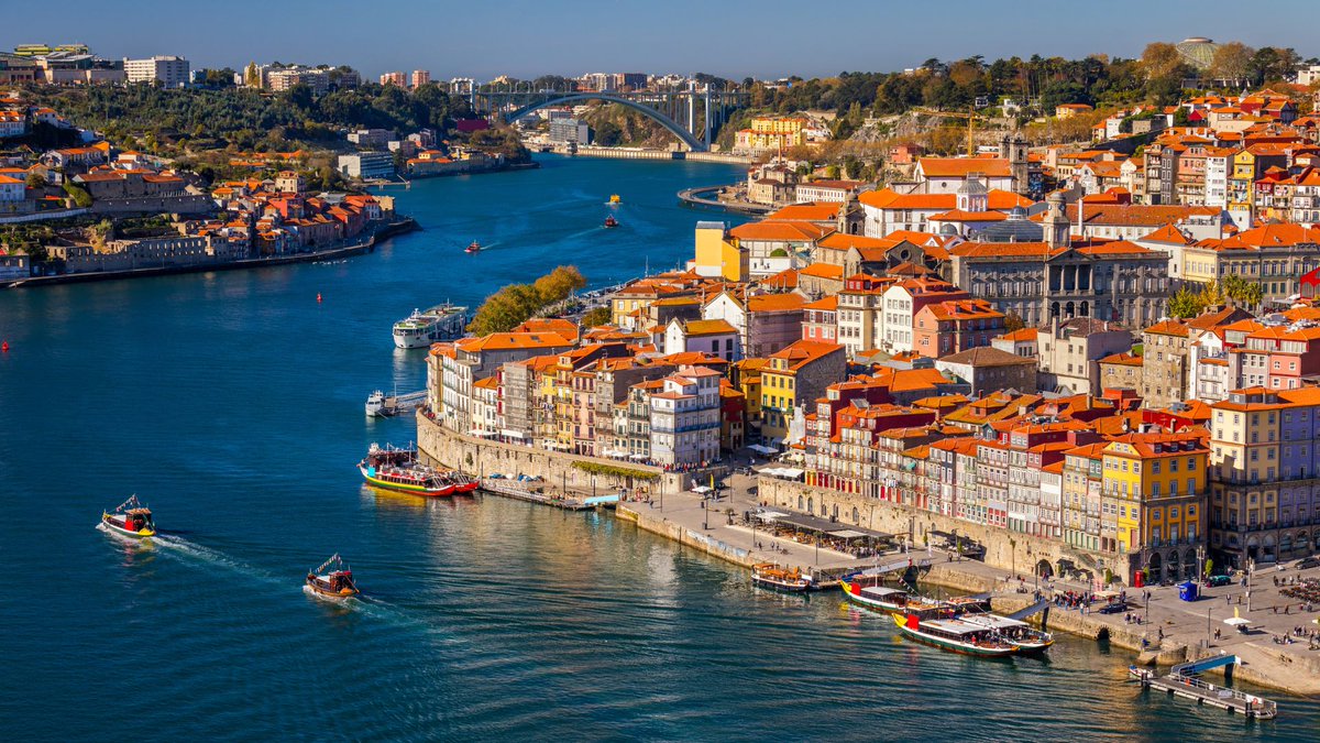 Goodable's tweet photo. Great Climate Alert:

Last week, Portugal ran on renewable energy for six days in a row.

Wind, solar, and hydropower energy produced a record amount of electricity for 149 hours, providing more power than the country used during that same time period. https://t.co/vL4ysWmkwB