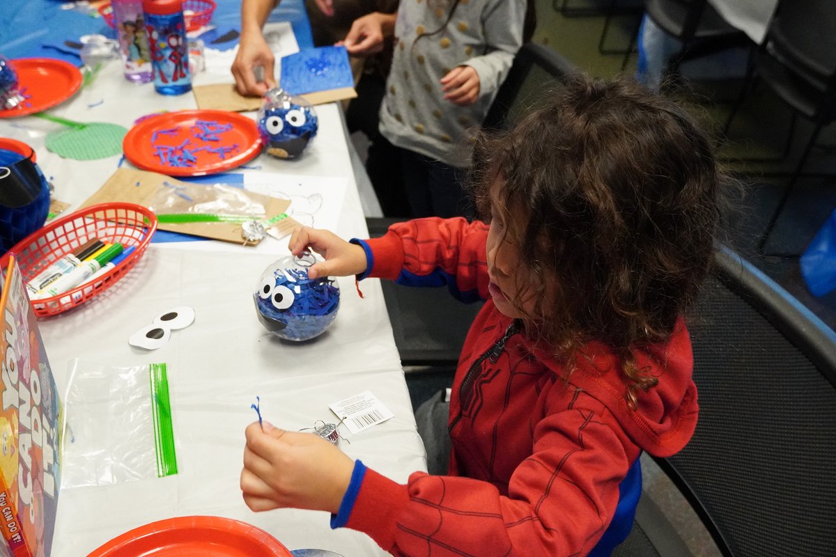 laurellibrary's tweet photo. 🎉Our Cookie Monster Birthday Bash was an absolute blast!🍪🎂 Our young patrons had a delightful time indulging in silly stories, devouring yummy cookies, and getting creative as they made their own cookie monster decorations.
…
#LaurelLibrary #PublicLibraries #LondonKY https://t.co/tgCFaga7aA