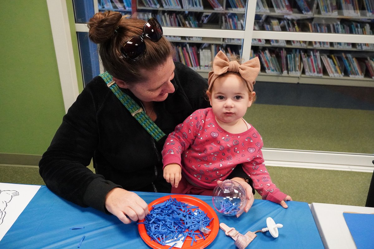 laurellibrary's tweet photo. 🎉Our Cookie Monster Birthday Bash was an absolute blast!🍪🎂 Our young patrons had a delightful time indulging in silly stories, devouring yummy cookies, and getting creative as they made their own cookie monster decorations.
…
#LaurelLibrary #PublicLibraries #LondonKY https://t.co/tgCFaga7aA