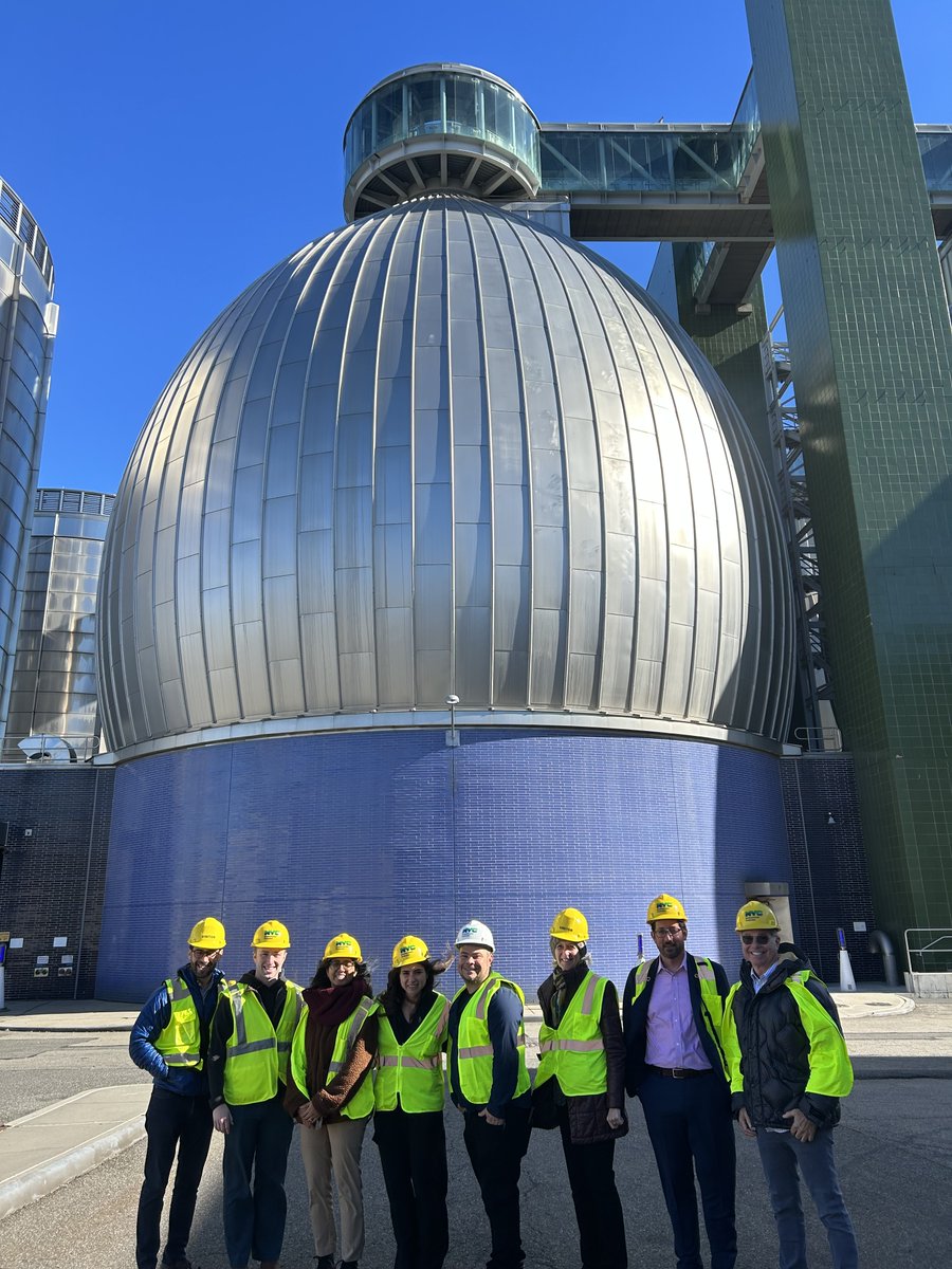 Environmental Tech Lab (@envirotechlab) on Twitter photo <a href="/EnviroTechLab/">Environmental Tech Lab</a> got up close with the Digester Egg at Newtown Creek WRRF in BK, the largest operated by <a href="/NYCWater/">NYC Water</a>, to learn about DEP treatment processes and circular economy initiatives like using waste to power our grid and chlorinating effluent water to sustain plant life š§ā» <a href="/EnviroTechLab/">Environmental Tech Lab</a> got up close with the Digester Egg at Newtown Creek WRRF in BK, the largest operated by <a href="/NYCWater/">NYC Water</a>, to learn about DEP treatment processes and circular economy initiatives like using waste to power our grid and chlorinating effluent water to sustain plant life š§ā»