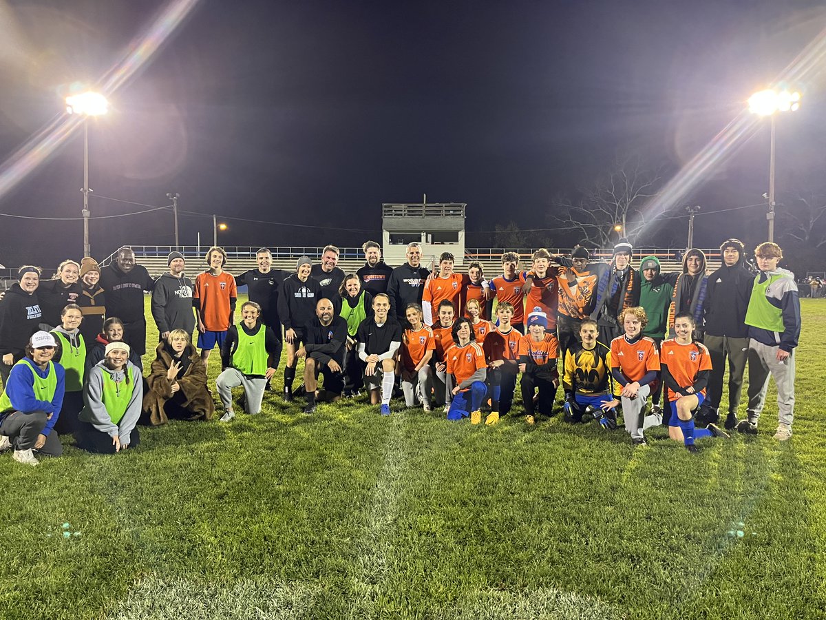 woodstownsoccer's tweet photo. A big thanks to the Boys &amp; Girls WHS soccer players who helped out w/ coaching the teams &amp; officiating  for last nights game. They are Ryan Polk, Sid Leevy, Jeffrey Covely, Ayden Ellis, Mason Eber, Erich Lipovsky, Kaleb Gerace, Allie Huck, Taylor Sparks, Grace Suwala &amp; Cali Hunt https://t.co/0K6pFo4fuU