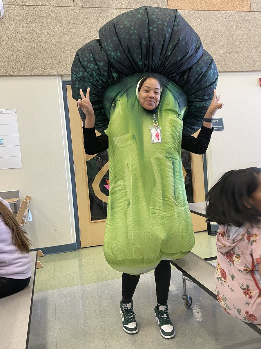 Our PE teacher rocks! Teaching kids about healthy habits! <a href="/Westsideleaders/">Westside Elementary</a> #1LISD