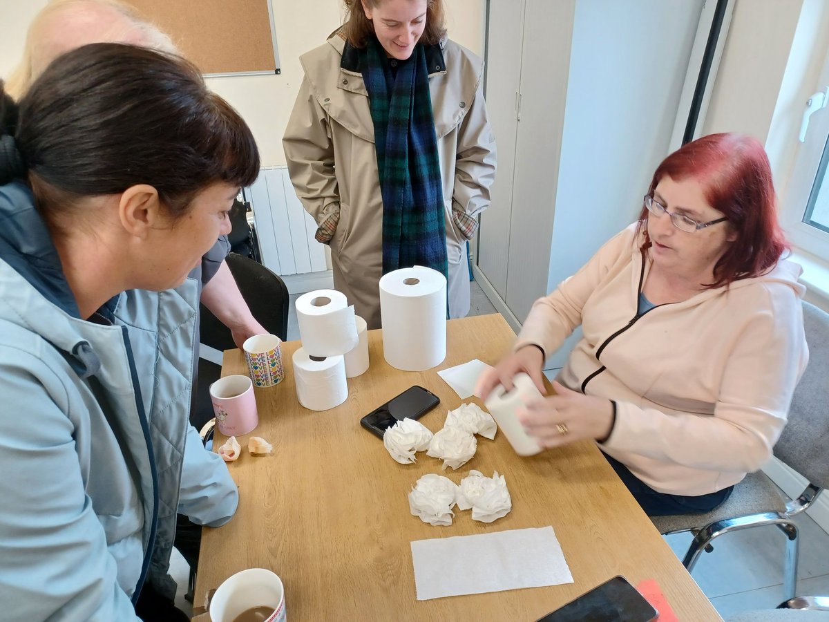 fingalcommunity's tweet photo. Balbriggan Traveller Project treat a full house to a presentation, Arts &amp; Crafts demos and storytelling at their Community Facility today. The event is part of Fingal Inclusion Week and supported by @Fingalcoco Community Development Office #inviteincludeinvolve @BrendanRyanNo1 https://t.co/hdzrqIj3FP
