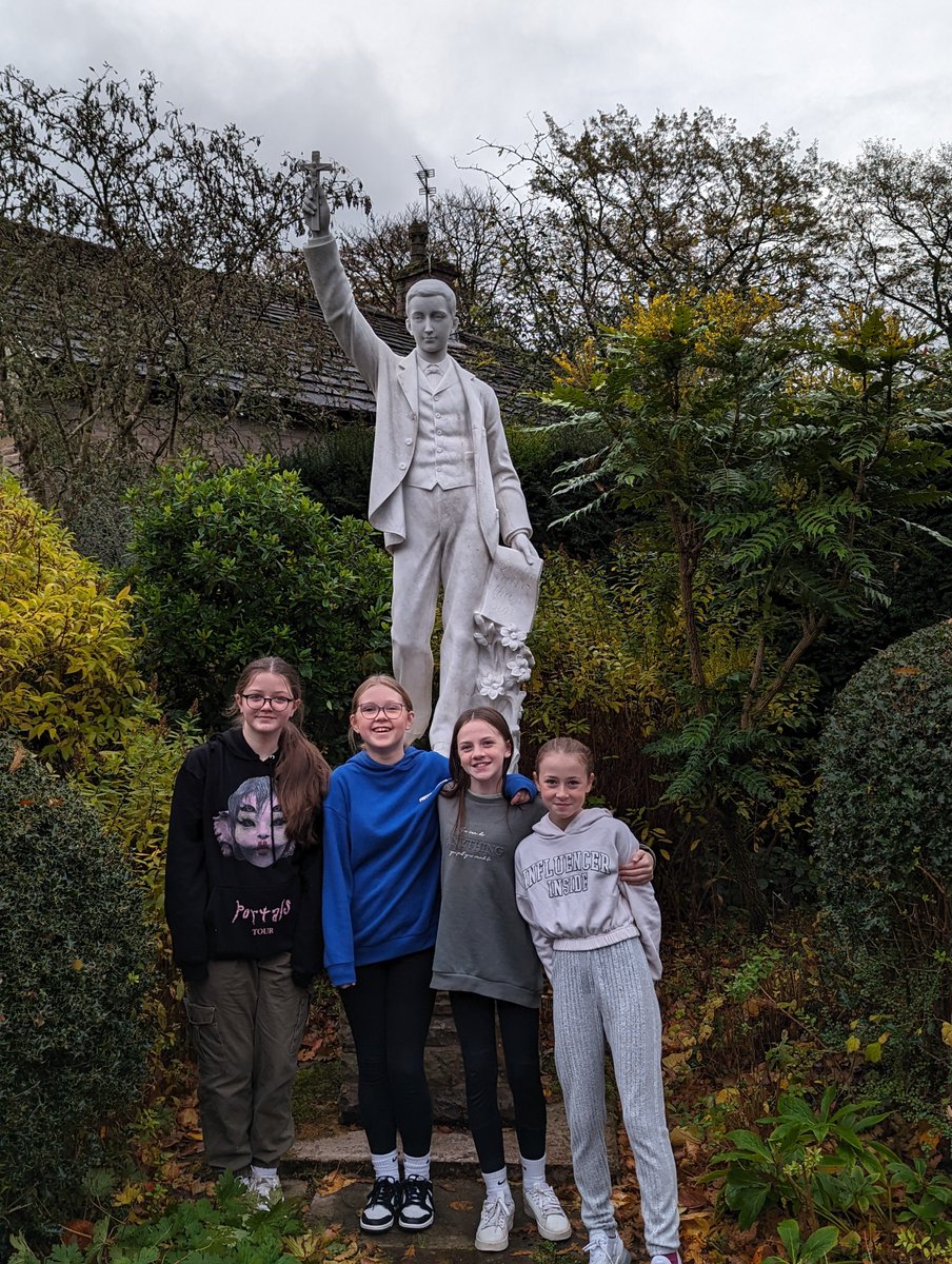 tsc2to3's tweet photo. @thornleigh at Savio House. Day 2 and a morning for Reconciliation. All groups performed their own drama as part of our service before enjoying some more free time #growingtogether https://t.co/QPAU7ypXEn