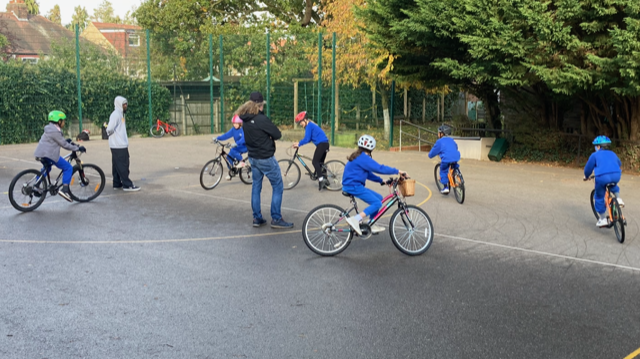 stmartinn11's tweet photo. Years 3, 4 &amp; 5 have enjoyed Bikeability in the past two weeks learning how to listen to instructions and concentrate and control their bikes.  They eventually made it out to the street where they learnt road awareness and good positioning to be seen and be safe. https://t.co/mJB4Ep0QZt