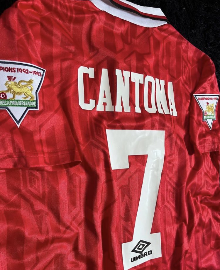 KingOfRetranca's tweet photo. É meus amigos, a @monzastore é a nossa nova parceira aqui na página!

Não é querendo puxar sardinha para eles, mas a loja é MUITO boa! Você encontra diversas camisas por lá (das Retrô às mais recentes).

Você ainda ganha 10 REAIS de desconto se for nosso seguidor!

Corre lá! 😎 https://t.co/9t7cqP0XP0