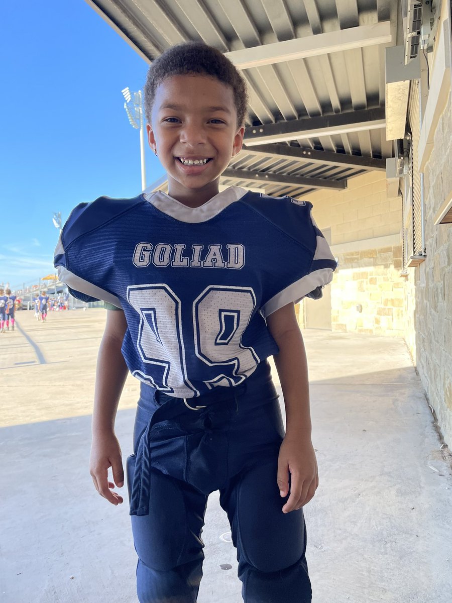 breezyungin's tweet photo. Football season '23 #99 🏈 https://t.co/kDOkHhkFqb