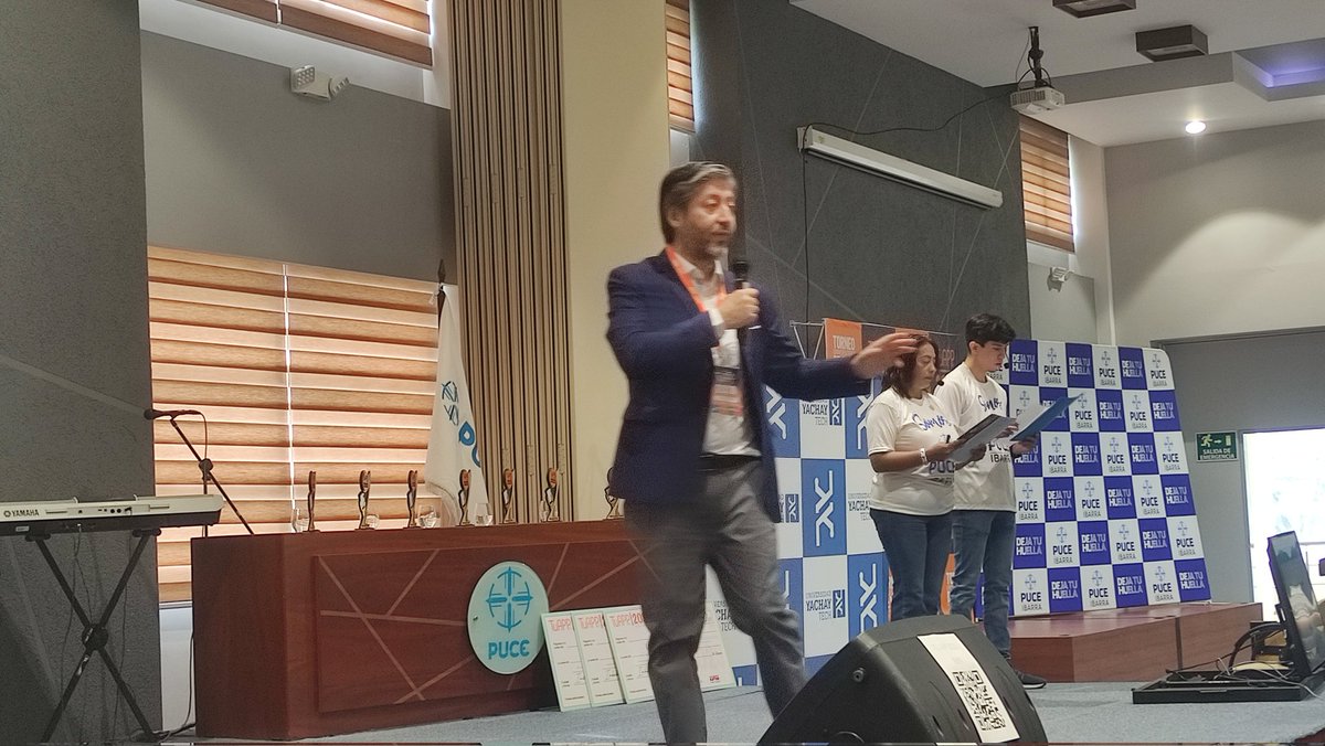 elgabo82ec's tweet photo. #TuApp @TuApp_org @UTMManabi @PUCE_Ecuador #Ibarra #Portoviejo #Ecuador Evento final. https://t.co/R94C8KTyEw