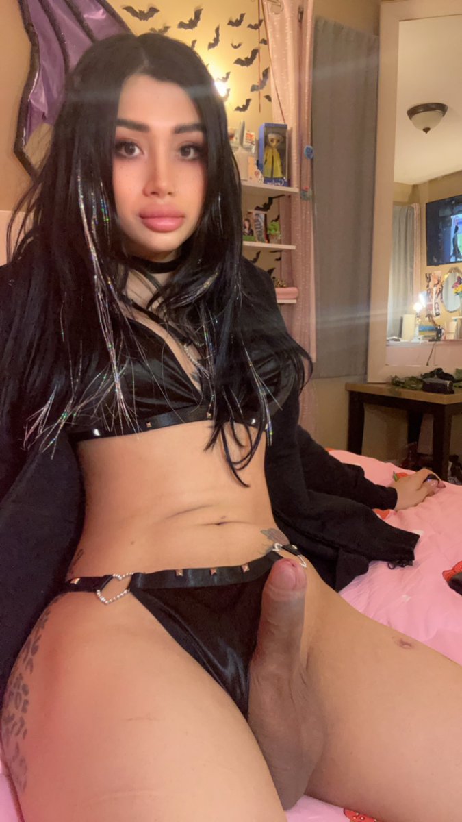 SadAngel6969's tweet photo. Come suck me &amp; fuck me 😛 
https://t.co/e2mKGTBTJI https://t.co/NkNUIrEmww