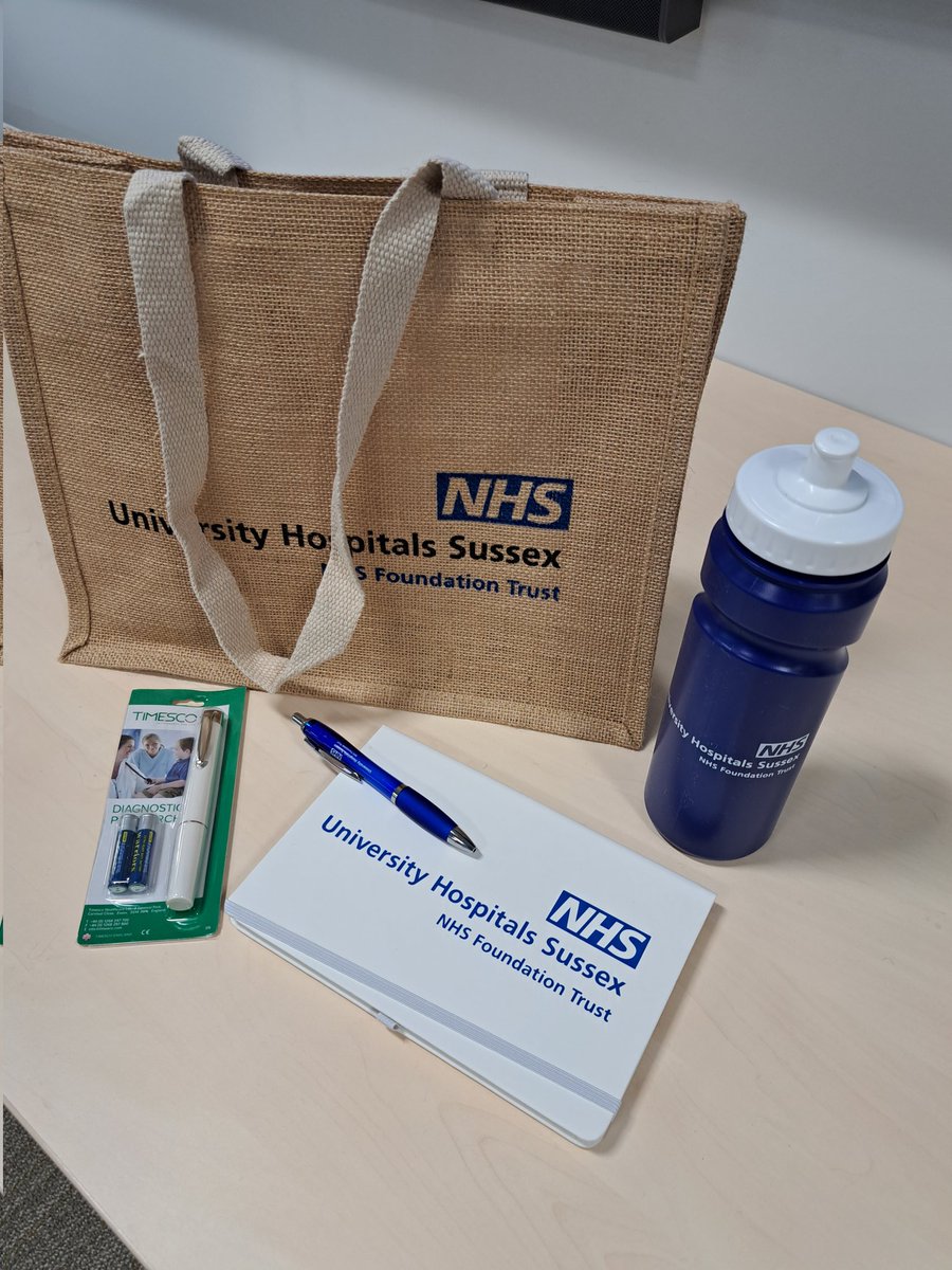 MaxineHacker63's tweet photo. A fabulous day 1, preparation for practice with @BrightonNurses. A big hello and welcome to @UHSussex We can't wait to support you on placements with us #Sept23 @TrishRigby https://t.co/MIbhxmJarO
