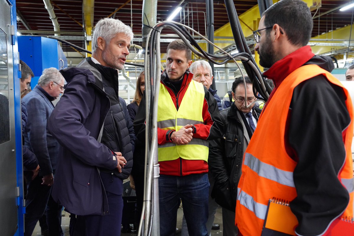 Laurent Wauquiez tweet media